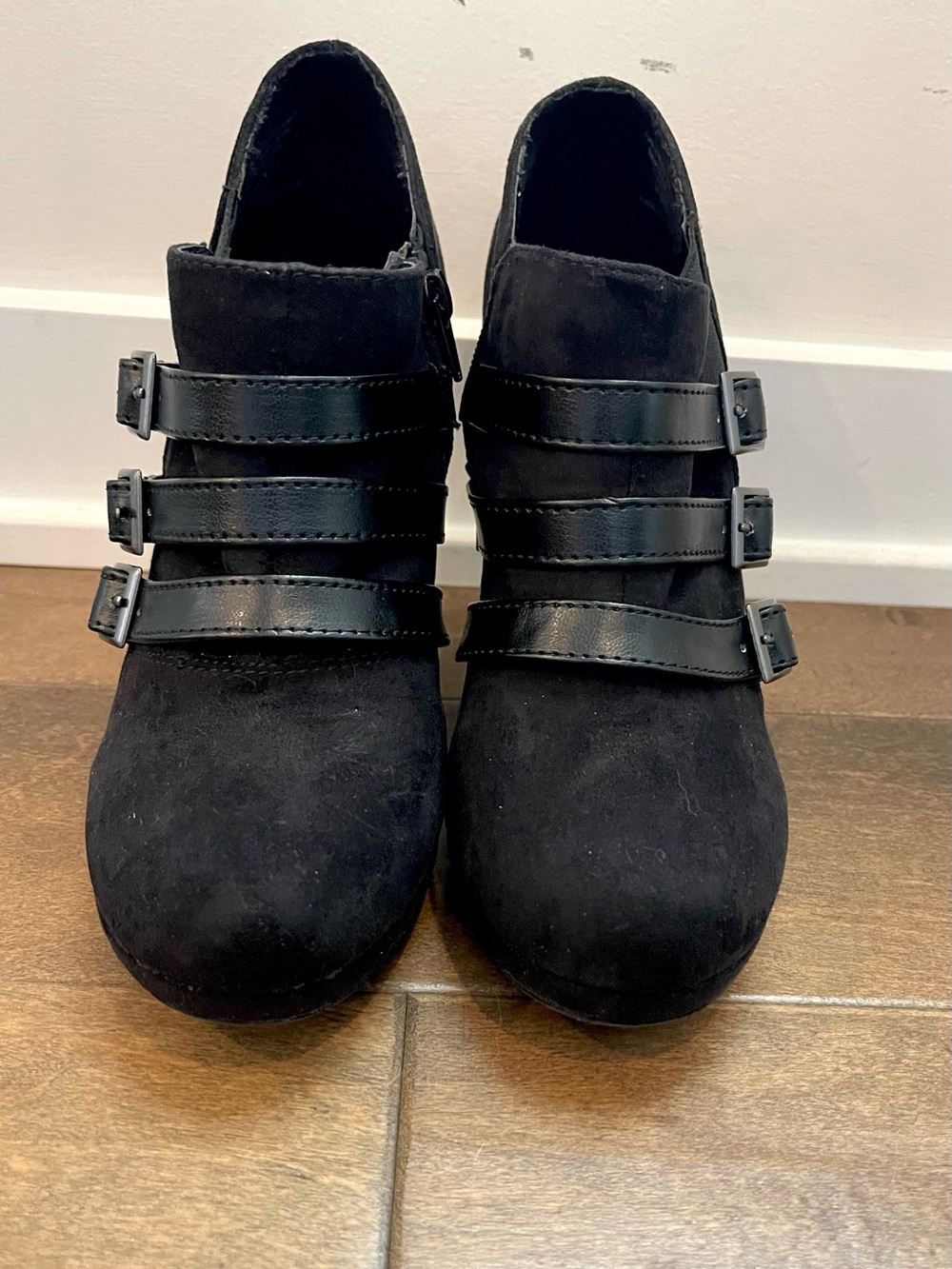 Fergalicous Women’s Black Suede Triple-Buckle Ankle Boot